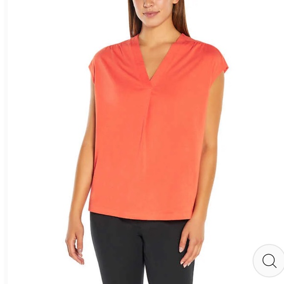 Banana Republic Tops - Banana Republic Coral V-Neck Cap Sleeve Blouse